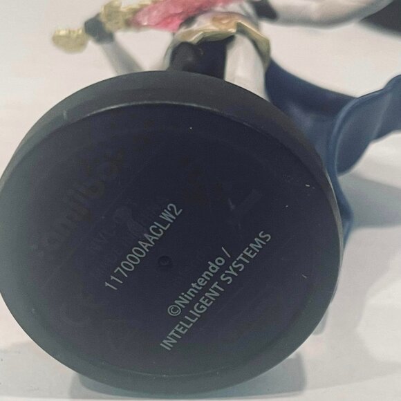 SUPER SMASH BRO NINTENDO AMIBO~Link~ Street Fighter Ry4~ Corrin Player~and MORE - Picture 13 of 14